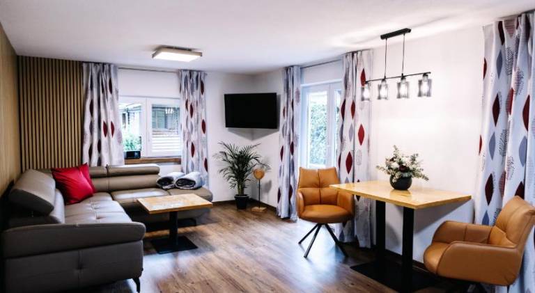 Rental apartment with patio & yard | Suitable for remote work — photo 3