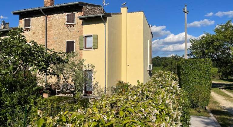 Apartment with 1 room for 4 persons in Lazise