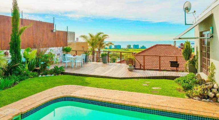 Sun, Sea & a Wood-Fired Hot Tub in a Downtown Mediterranean Villa — photo 5
