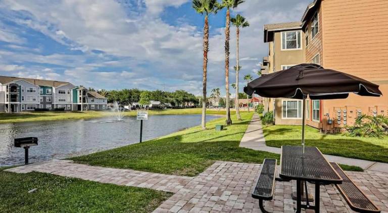 Lovely rental apartment with jacuzzi & pool | Pets allowed — photo 5