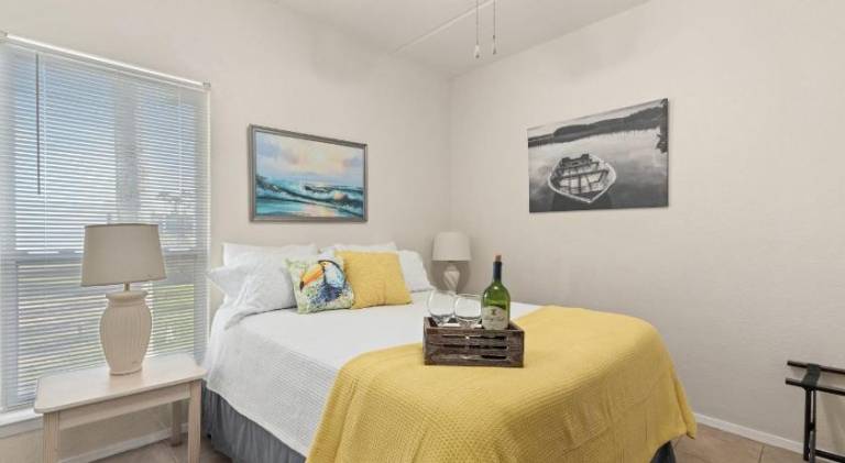 Rental apartment with pool — photo 2