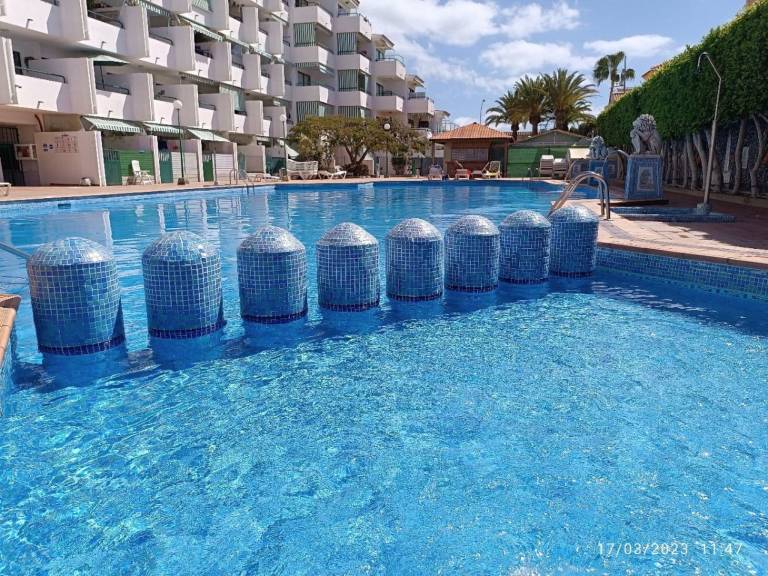 Rental apartment with garden, pool & patio | Pets allowed — photo 5