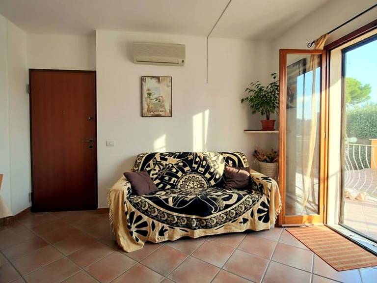 Apartment with pool — photo 2