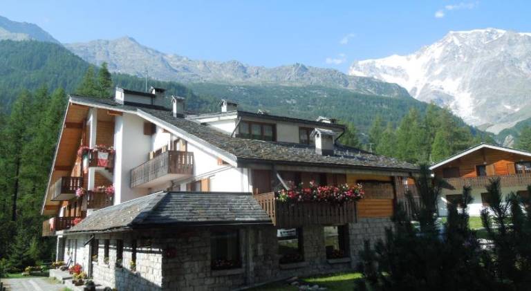 Appartamento con servizi da hotel Macugnaga