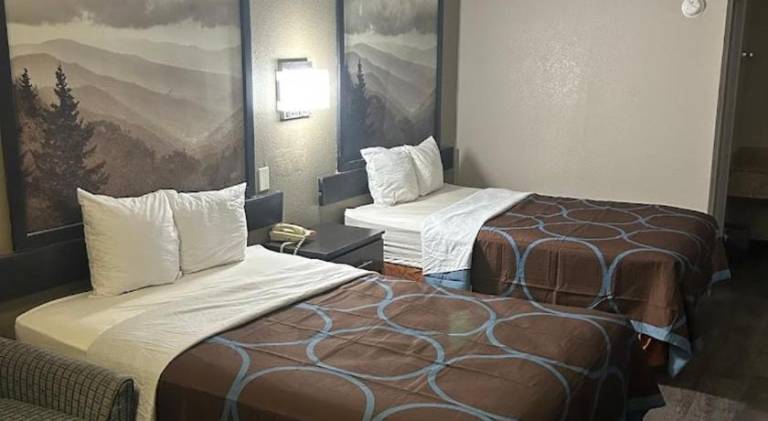 Super 8 By Wyndham Shelby in Shelby, NC
