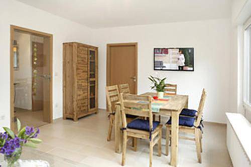 Charming holiday apartment with grill, yard & patio | Beach nearby | Pets allowed — photo 3