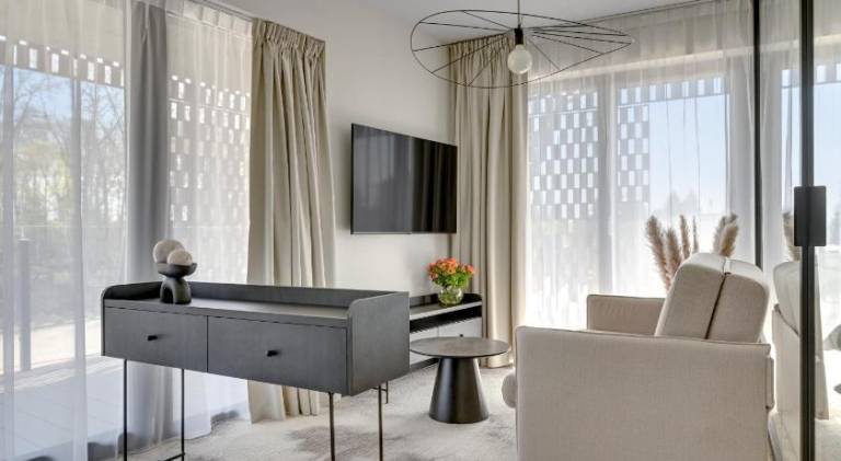 Nice serviced apartment with yard | Pet-friendly — photo 2