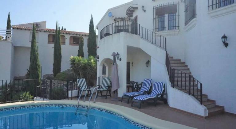 House with pool | Pet-friendly — photo 3