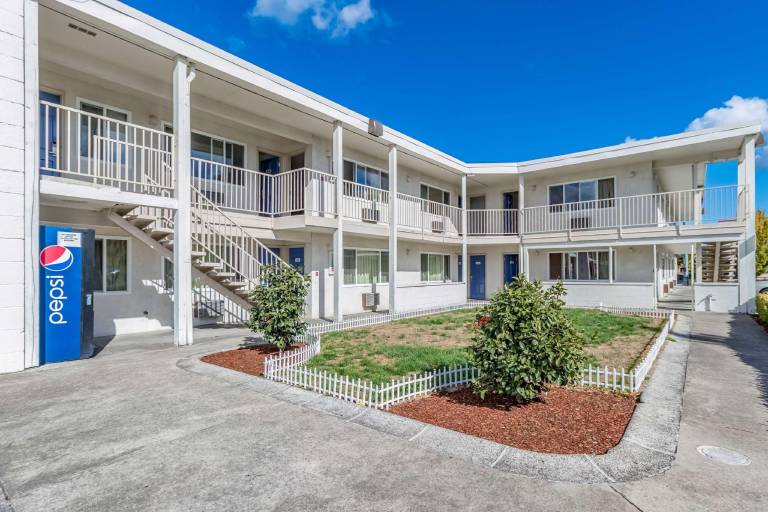Motel 6 Beaverton, OR in Beaverton, OR