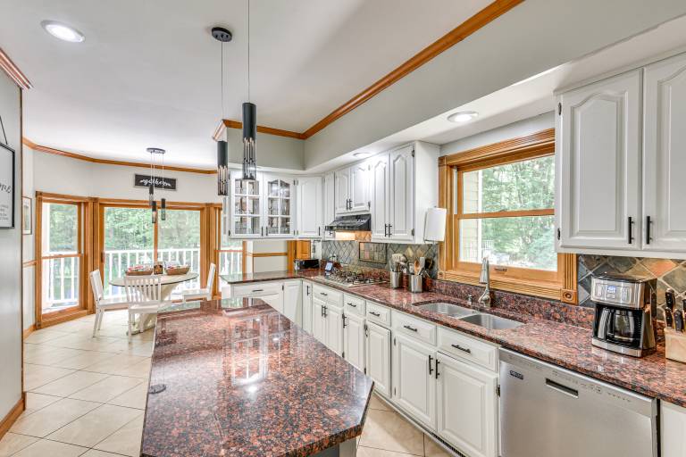Huge Family Home w/ Pool - 13 Mi to Lake Michigan! — photo 2