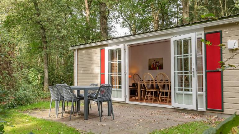     
Ferienhaus ∙ 6 Gäste ∙ 3 Schlafzimmer
