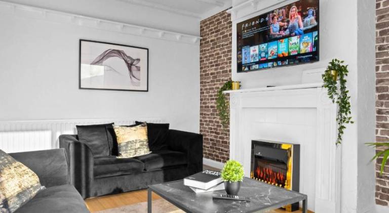 Nice house with garden | Dogs allowed in Birmingham