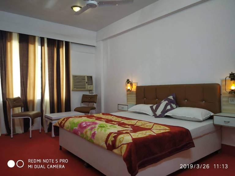 HOTEL TRAVEL INN Meerut UP