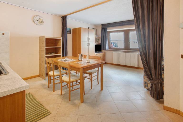 Rental apartment with fast internet & yard | Garden view | Next to the ski | Pets are welcome — photo 2