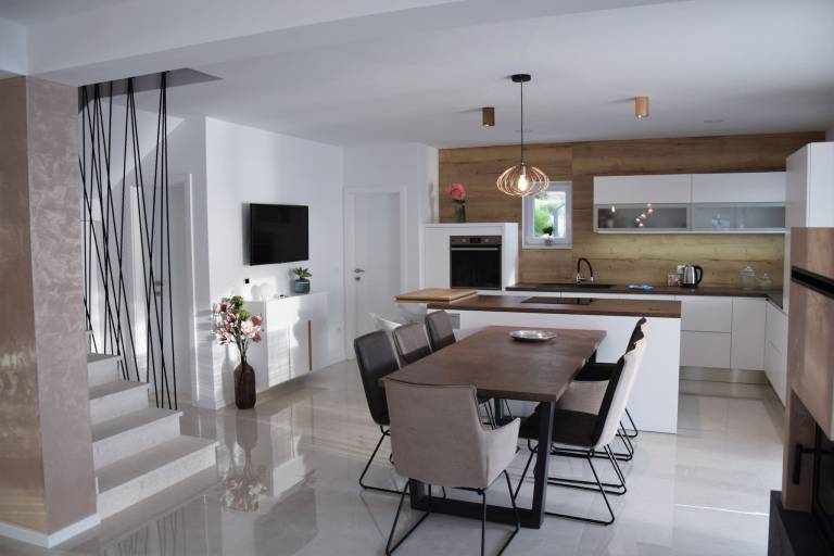 Villa with terrace, garden & grill | Mountain view — photo 3