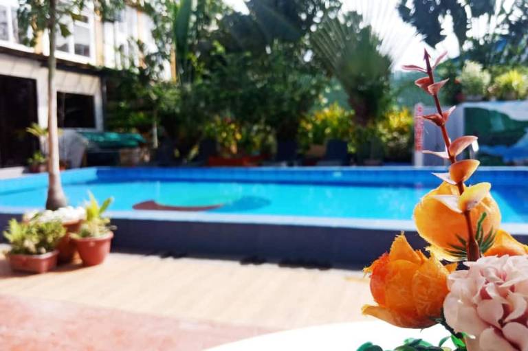 Aerostop Hotel & Restaurant