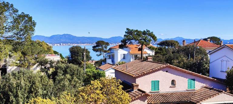 Appartement  Fréjus
