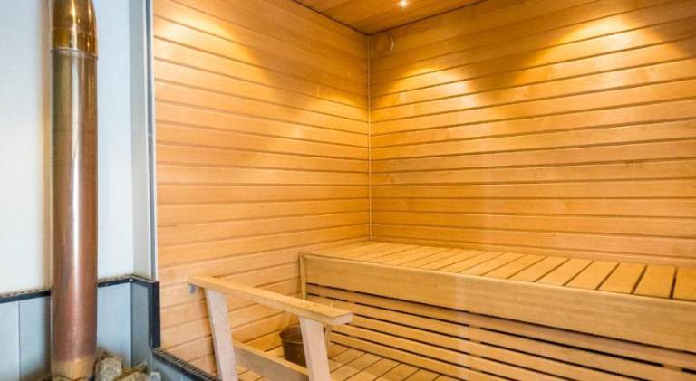 Holiday apartment with 4 rooms for 12 persons — photo 4