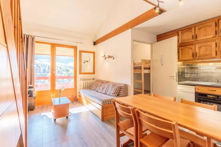 Holiday apartment with 2 rooms for 6 persons — photo 4
