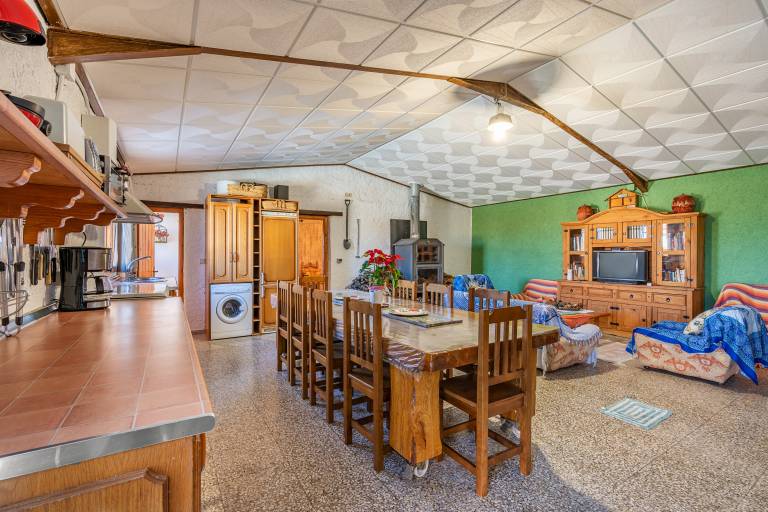 Children-friendly ample vacation home with barbeque, patio & private pool | Garden view | Perfect for remote work | Pet-friendly — photo 4