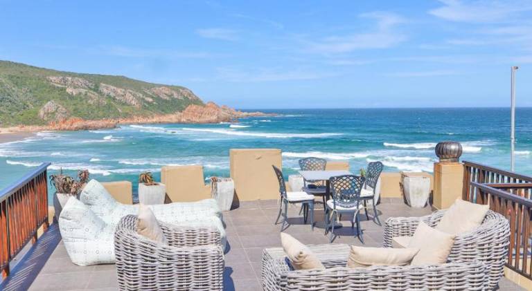Vacation home with grill, terrace & garden | Good for workation — photo 3