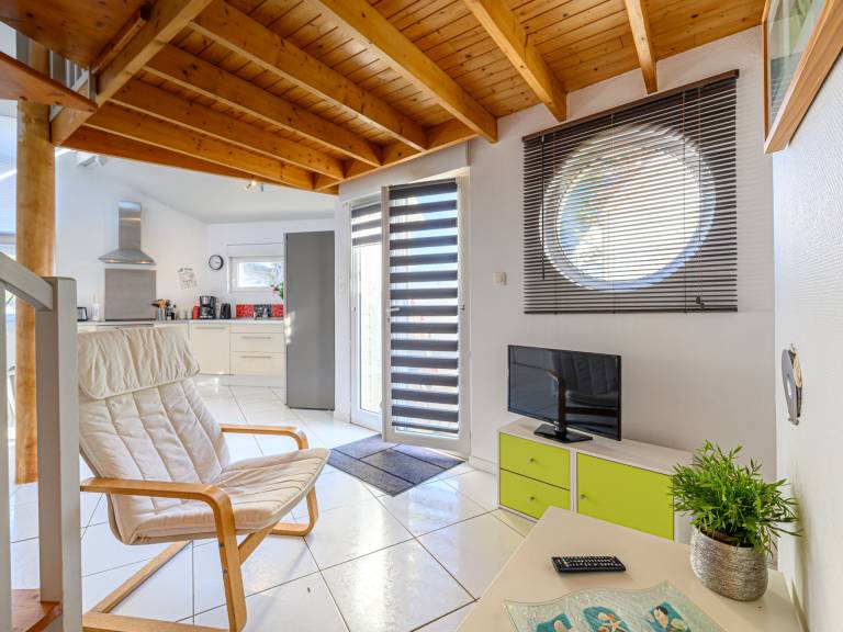 Fully equipped vacation home with barbecue & terrace | Close to the beach | Pet-friendly — photo 3