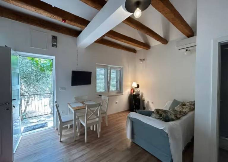 2 Zimmer Haus mit Terrasse Veli Iz Iz K 25821