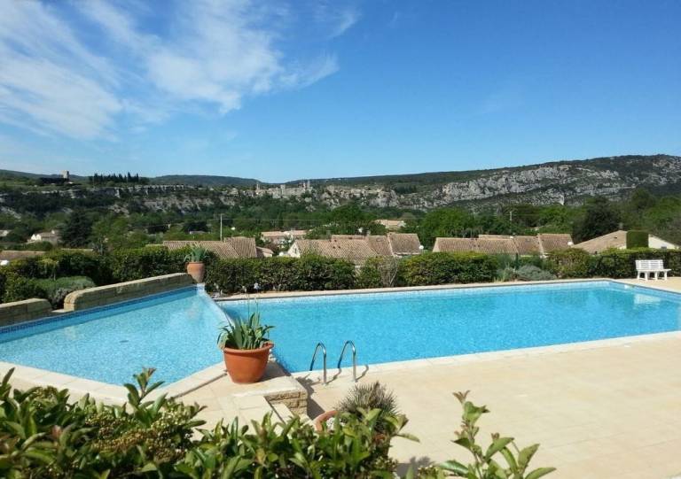 Maison de vacances  Saint-Julien-de-Peyrolas