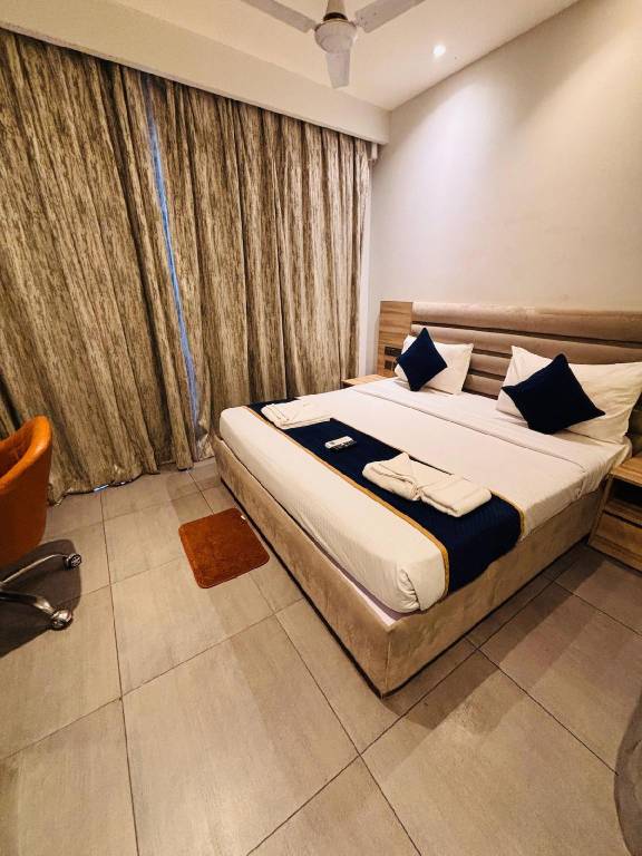 Vacation home with garden | Suitable for remote work in Noida