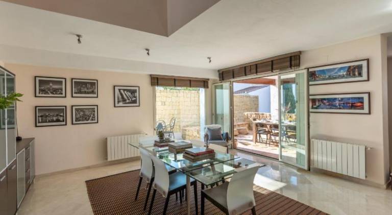 Fully equipped pleasant villa with barbecue, private pool & patio | Pets allowed — photo 5