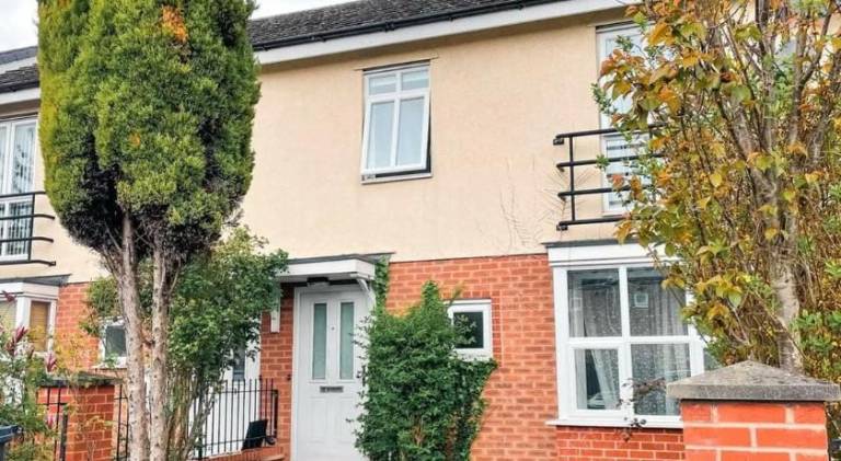 Vacation home with 4 rooms for 6 persons in Birmingham