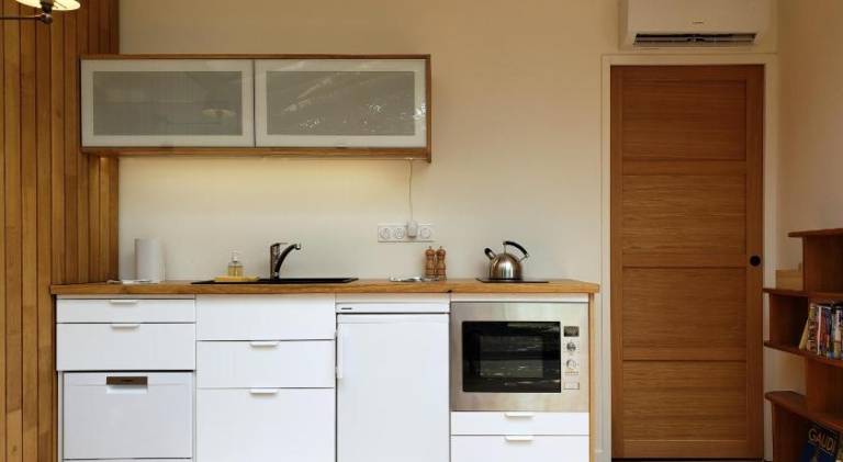 Le mazet des amants, cabane en bois avec jacuzzi privatif — photo 5