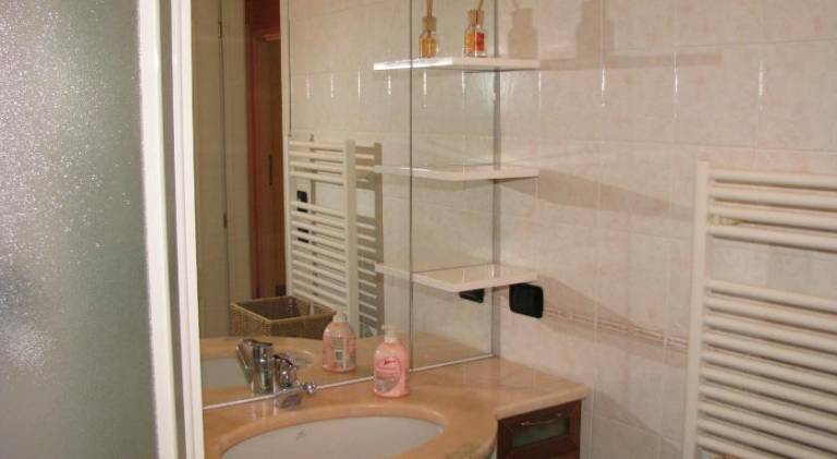 Rental apartment with 3 rooms for 12 persons — photo 2