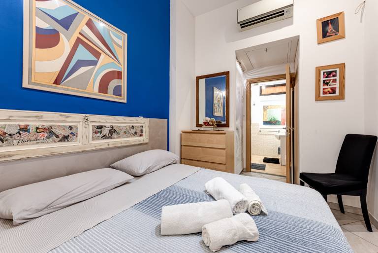Apartment 'Sweet In Florence' with Wi-Fi and Air Conditioning — photo 3