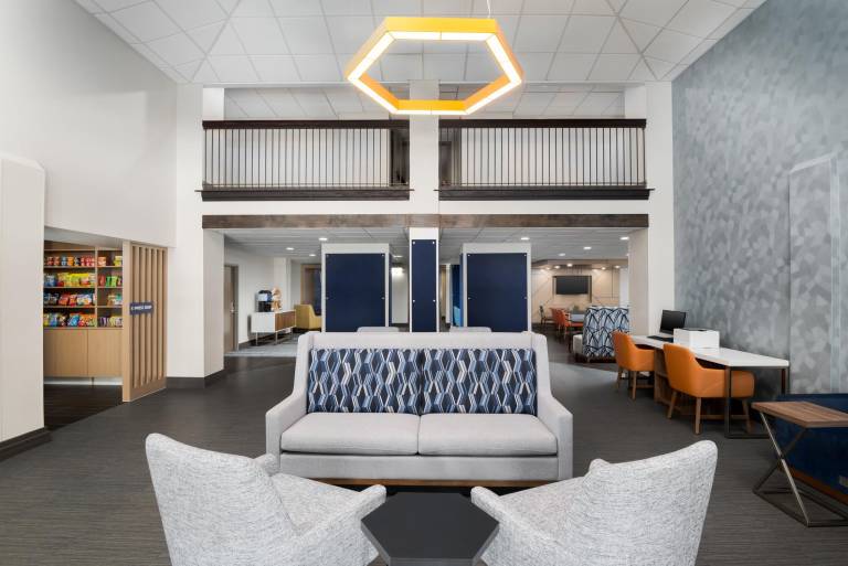 Holiday Inn Express Hotel & Suites Bentonville By IHG — photo 5