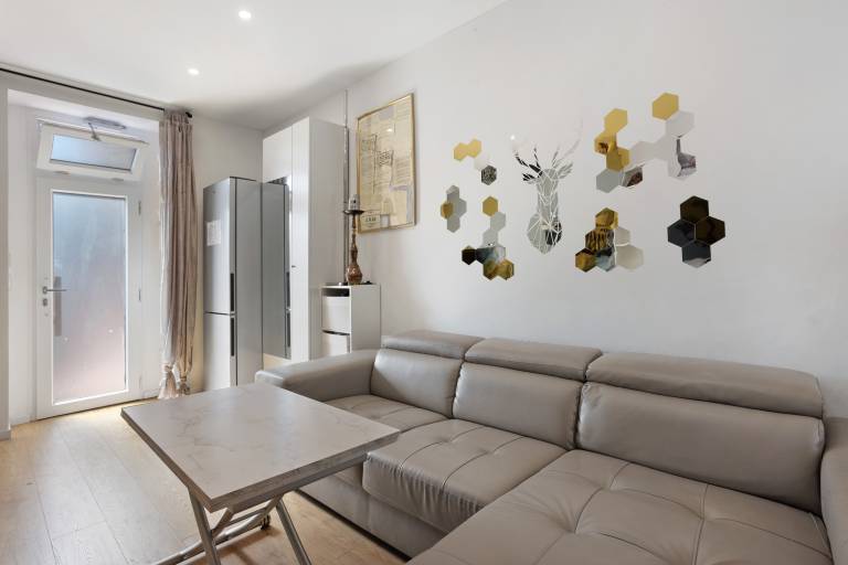 Fully equipped wonderful rental apartment with fast internet | City view | Perfect for remote work | Pet-friendly — photo 2