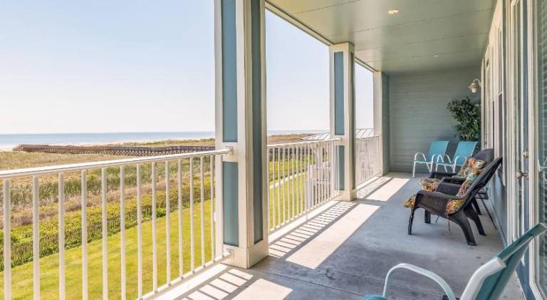 Safari Beach in Galveston, TX