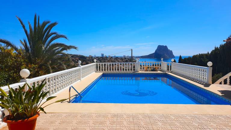Fully equipped lovely villa with grill, patio & yard | Pet-friendly — photo 2