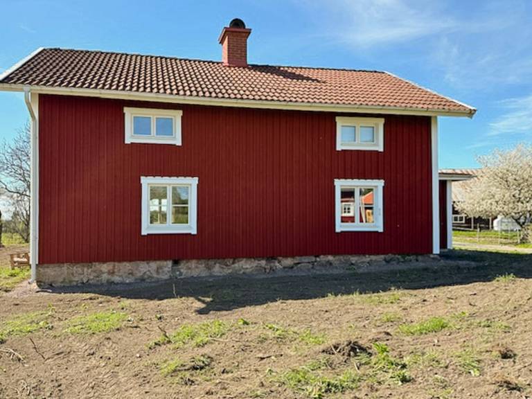 House with barbecue & terrace — photo 2
