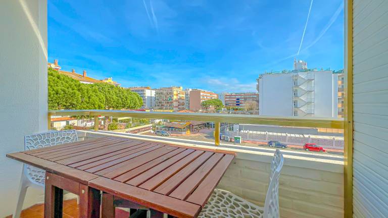 Rental apartment with yard & pool | Close to the beach | Pets allowed — photo 4