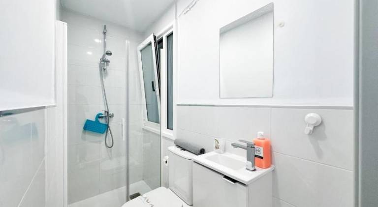 Rental apartment with 4 rooms for 7 persons — photo 2