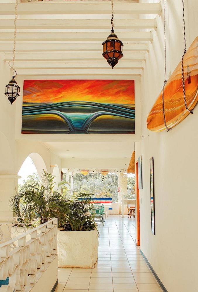 Zulu Surf Hotel — photo 2