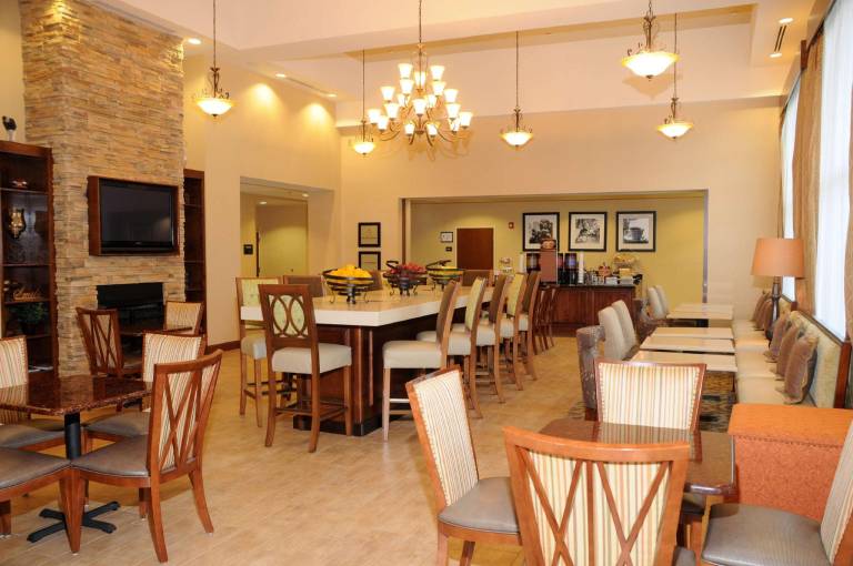 Hampton Inn & Suites Southern Pines-Pinehurst — photo 4