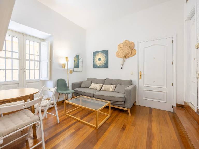 Holiday apartment | Close to Royal Palace of Madrid — photo 4