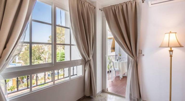 Rental apartment with garden, pool & terrace — photo 4