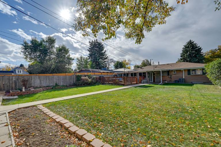 < 7 Mi to Dtwn: Denver Home w/ Large Yard! — photo 3