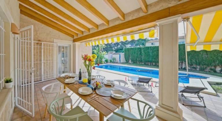 House with private pool, terrace & grill — photo 3