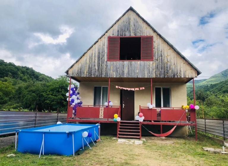 Namestitev  Gori