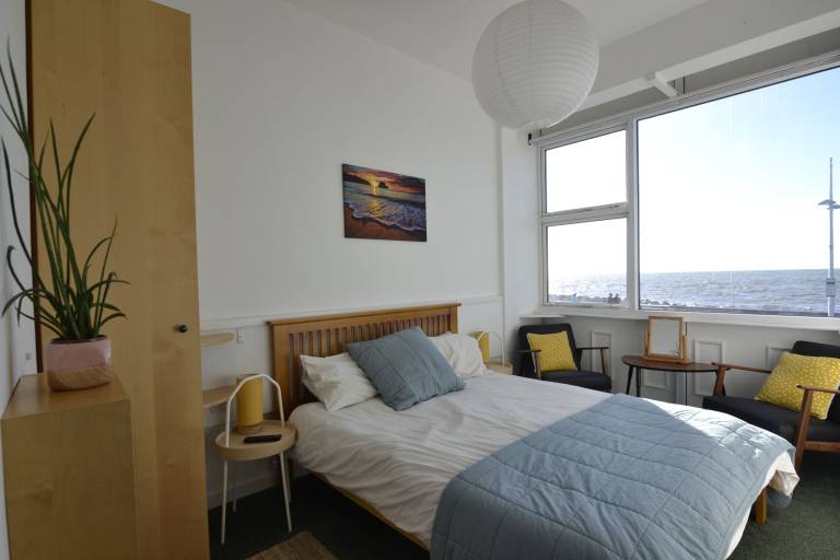 Apartment West Bay
