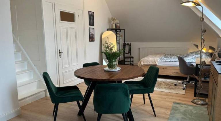 Elegantes Zimmer in historischer Villa in Siegen-Eiserfeld in Siegen